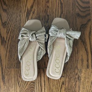 Cocoi Metallic Knotted Slide Sandals